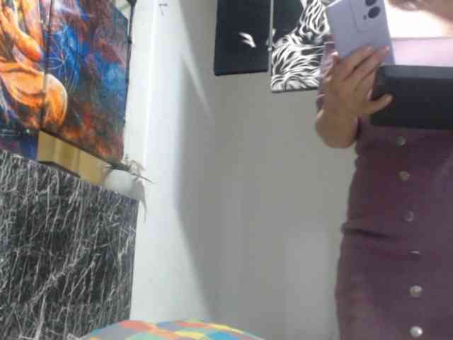 DeboraCienfuegos25 webcam