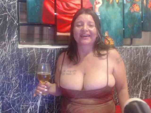 DeboraCienfuegos25 webcam