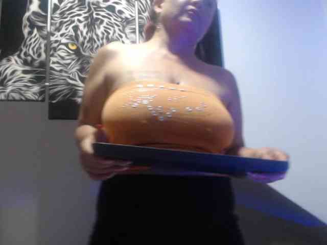 DeboraCienfuegos25 webcam