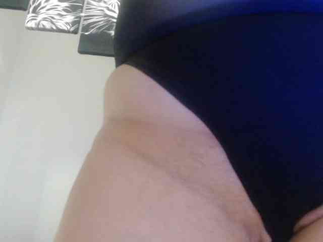 DeboraCienfuegos25 webcam