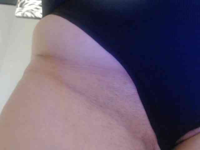 DeboraCienfuegos25 webcam