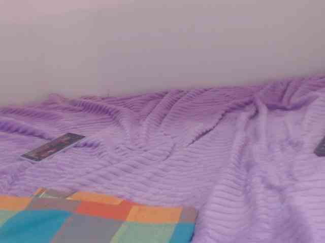 DeboraCienfuegos25 webcam