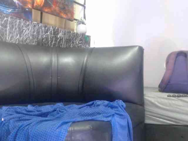 DeboraCienfuegos25 DeboraCienfuegos25