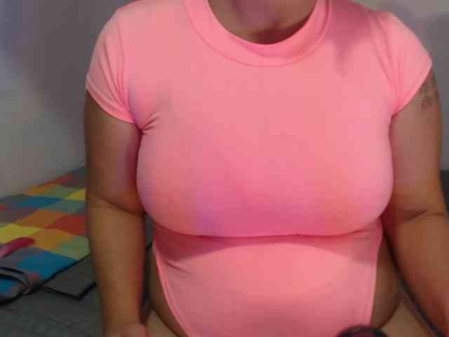 DeboraCienfuegos25 webcam