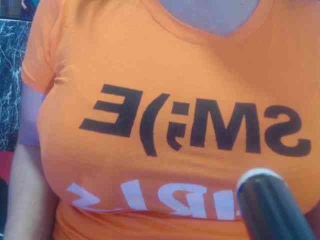 DeboraCienfuegos25 webcam