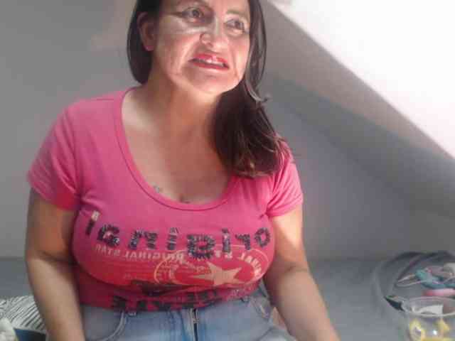 DeboraCienfuegos25 webcam