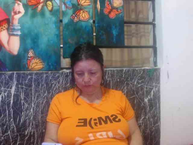 DeboraCienfuegos25 webcam