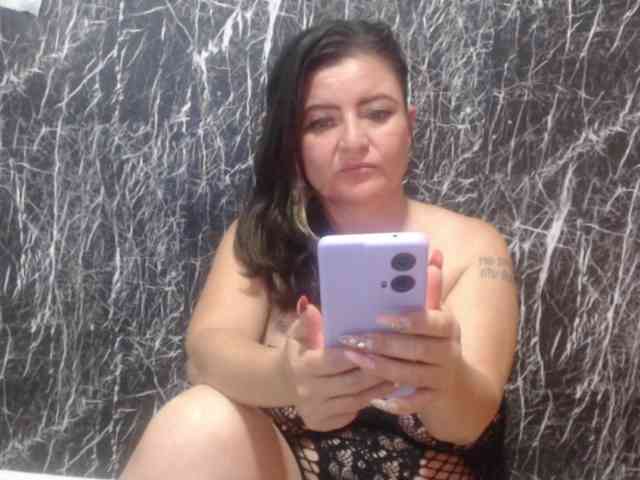 DeboraCienfuegos25 webcam