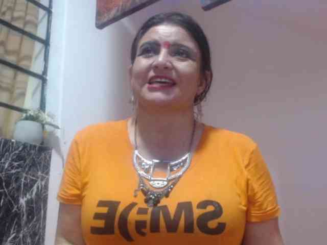 DeboraCienfuegos25 webcam