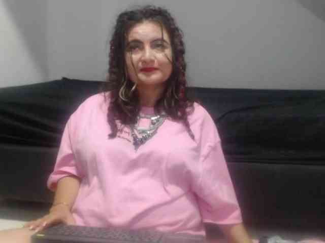 DeboraCienfuegos25 webcam