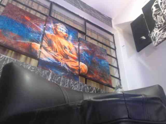 DeboraCienfuegos25 DeboraCienfuegos25