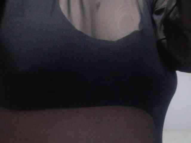 DeboraCienfuegos25 webcam