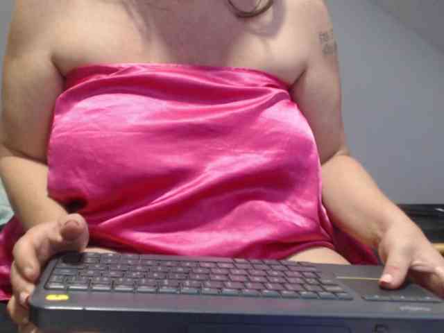 DeboraCienfuegos25 webcam