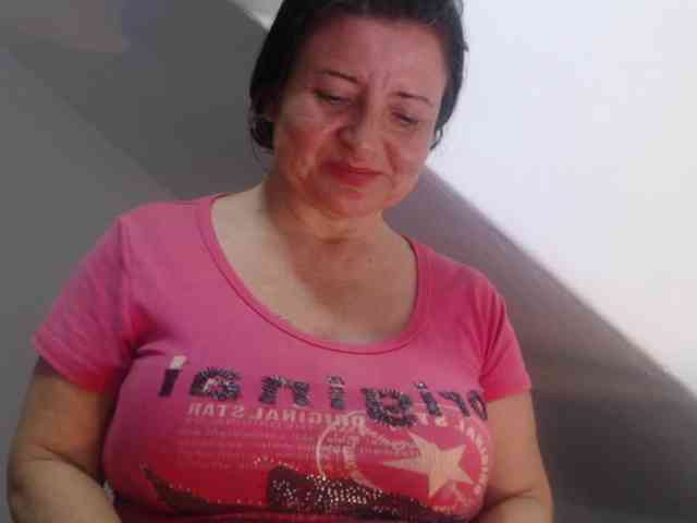 DeboraCienfuegos25 webcam