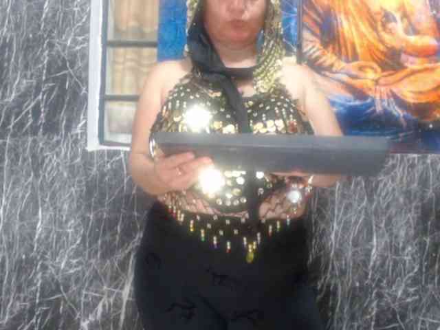 DeboraCienfuegos25 DeboraCienfuegos25