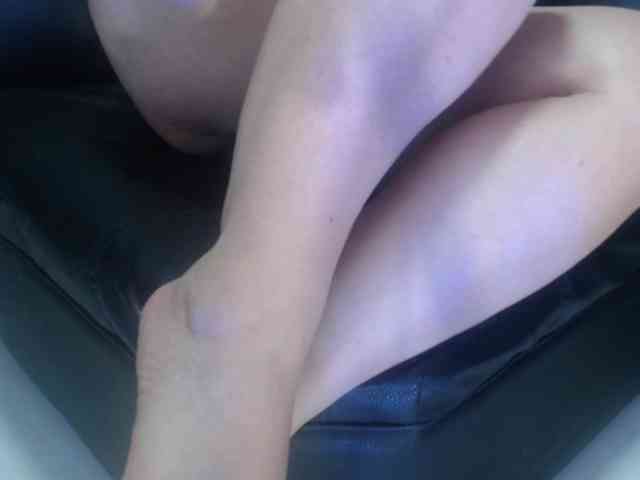 DeboraCienfuegos25 DeboraCienfuegos25