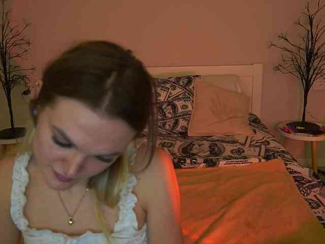 private chatroom MonroeBliss