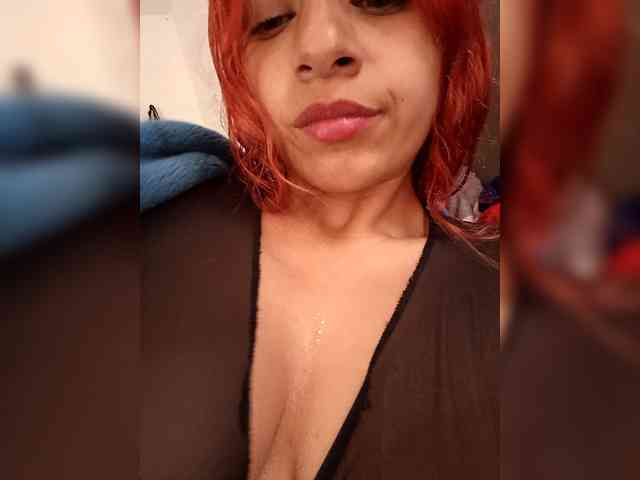 lunatemptress-4 webcam