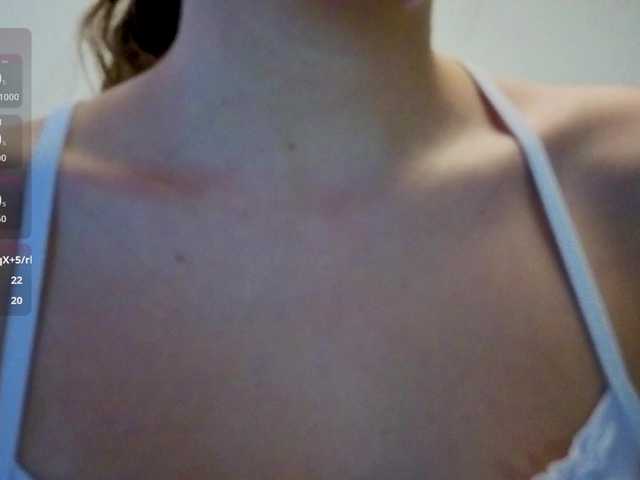 evelinav1uv webcam bongacams model stream image