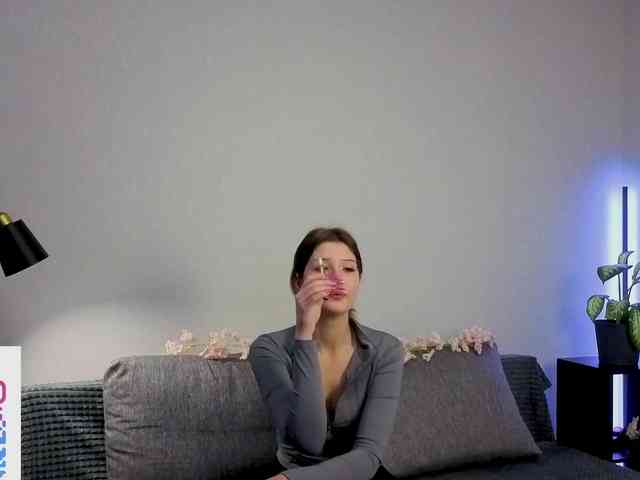 evelinav1uv evelinav1uv