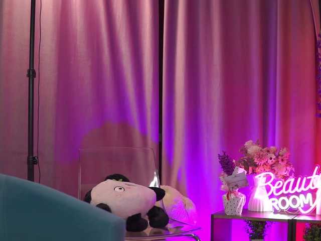 ElyssawetXX's BongaCams show and profile