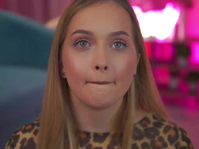 ElyssawetXX's BongaCams show and profile