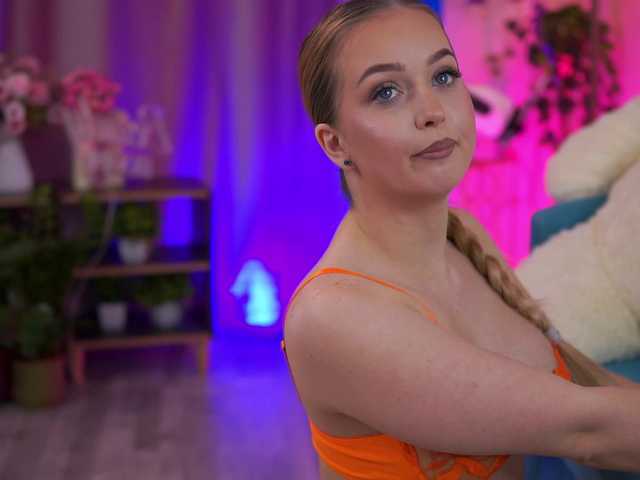 ElyssawetXX's BongaCams show and profile