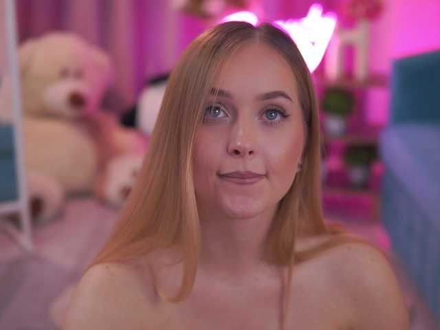 ElyssawetXX's BongaCams show and profile