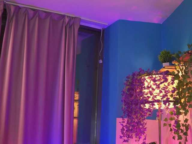 ElyssawetXX's BongaCams show and profile