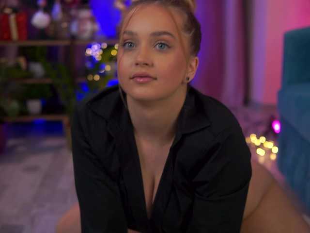 ElyssawetXX's BongaCams show and profile