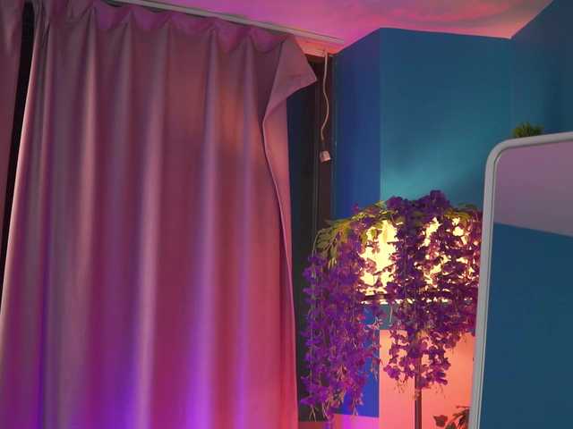 ElyssawetXX's BongaCams show and profile