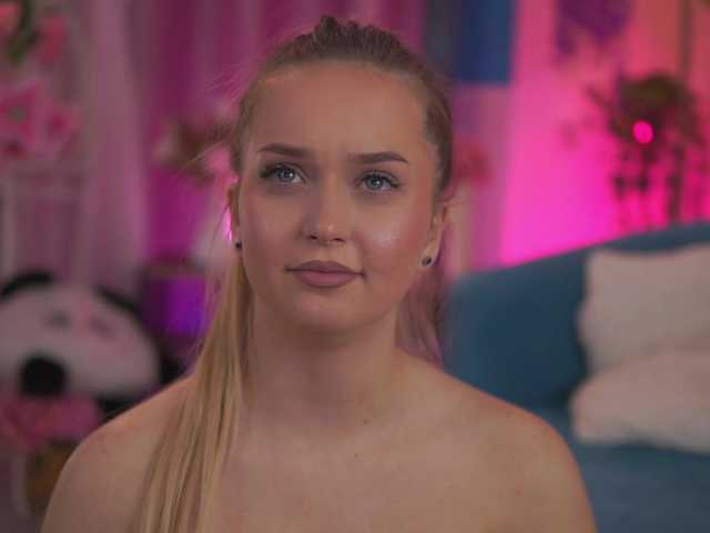 ElyssawetXX's BongaCams show and profile