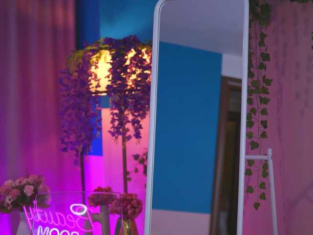 ElyssawetXX's BongaCams show and profile