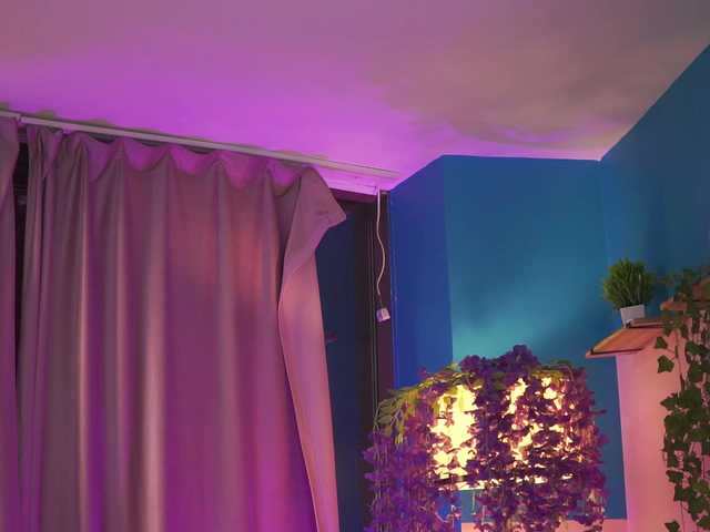 ElyssawetXX's BongaCams show and profile