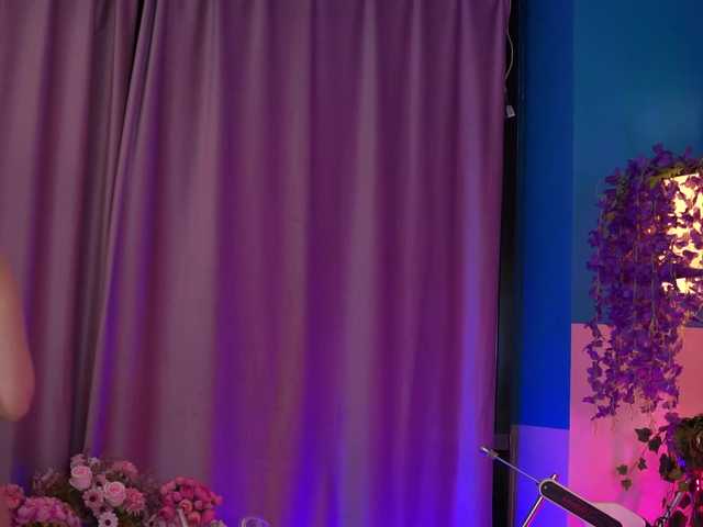 ElyssawetXX's BongaCams show and profile