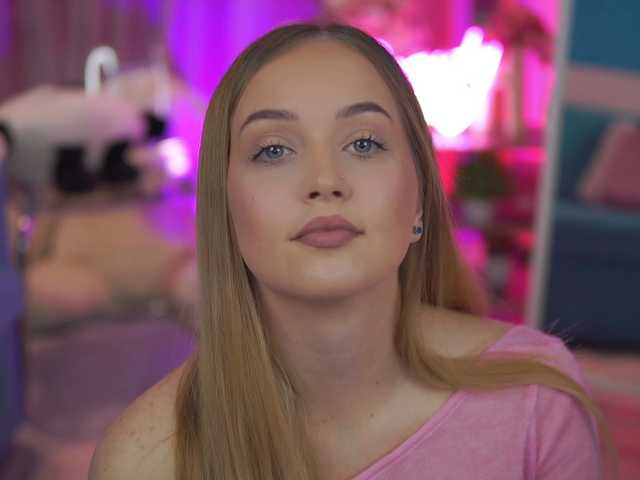 ElyssawetXX's BongaCams show and profile