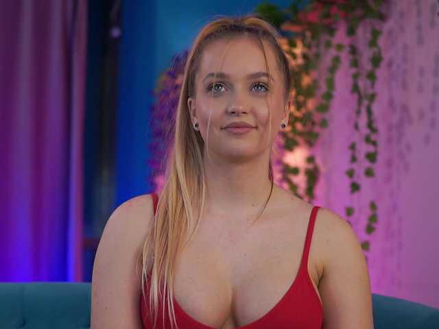 ElyssawetXX's BongaCams show and profile