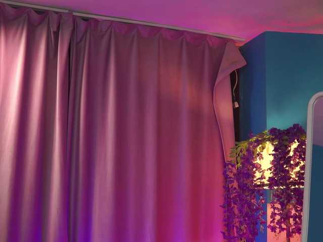 ElyssawetXX's BongaCams show and profile