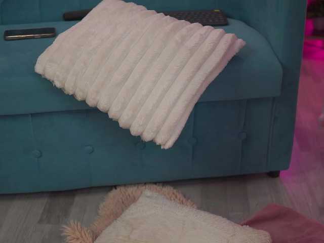 ElyssawetXX's BongaCams show and profile