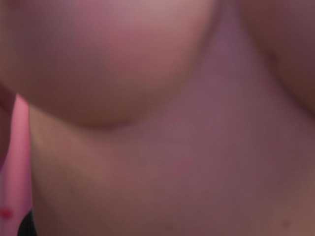 ElyssawetXX's BongaCams show and profile