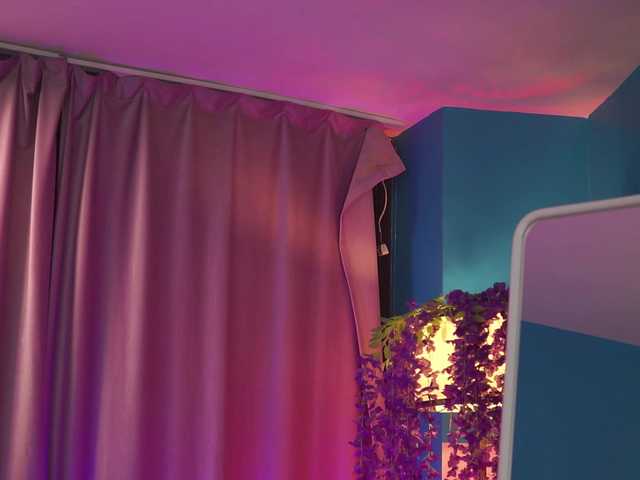 ElyssawetXX's BongaCams show and profile