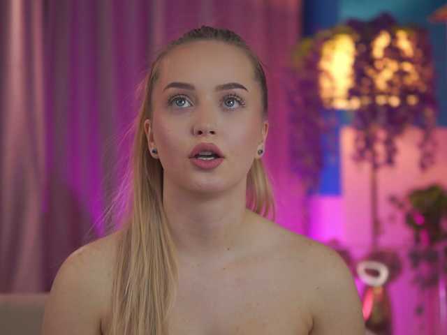 ElyssawetXX's BongaCams show and profile