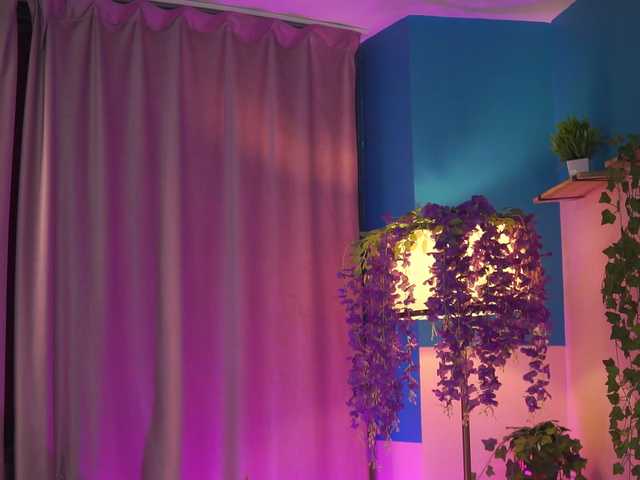 ElyssawetXX's BongaCams show and profile