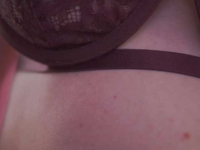 ElyssawetXX's BongaCams show and profile