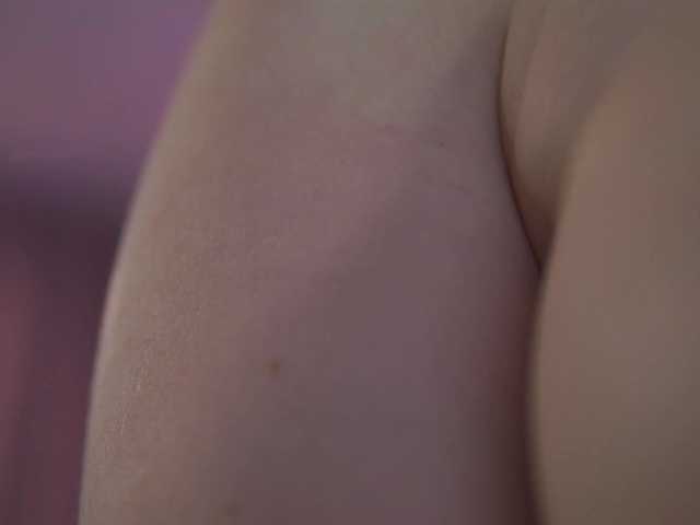 ElyssawetXX's BongaCams show and profile