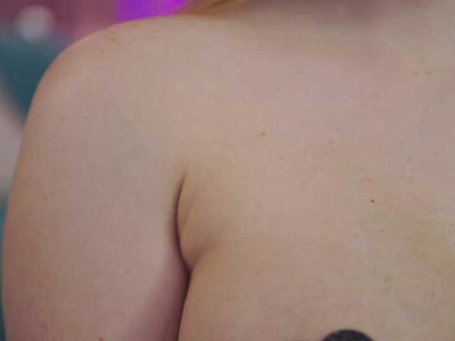 ElyssawetXX's BongaCams show and profile
