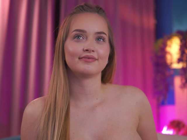 ElyssawetXX's BongaCams show and profile