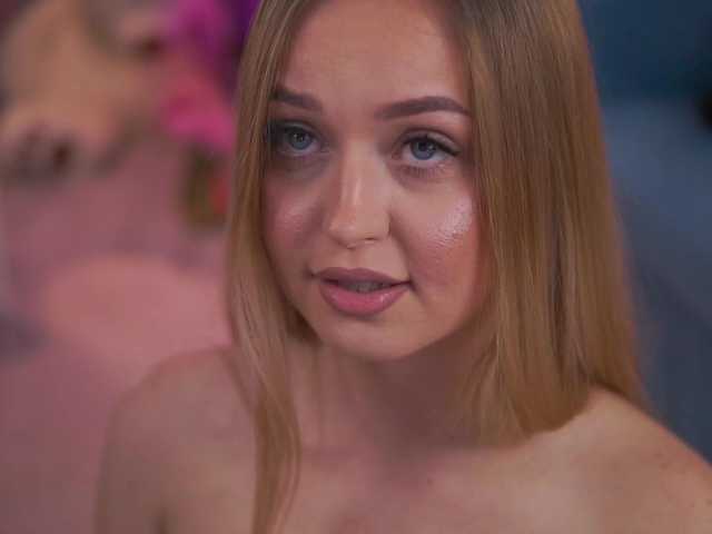 ElyssawetXX's BongaCams show and profile