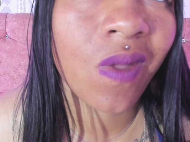 Isis-Casas's BongaCams show and profile