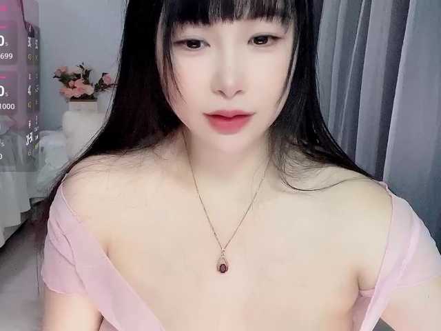 Wink-WeiWei live cam